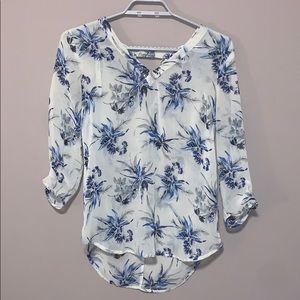 Women’s blouse (Daniel rainn)